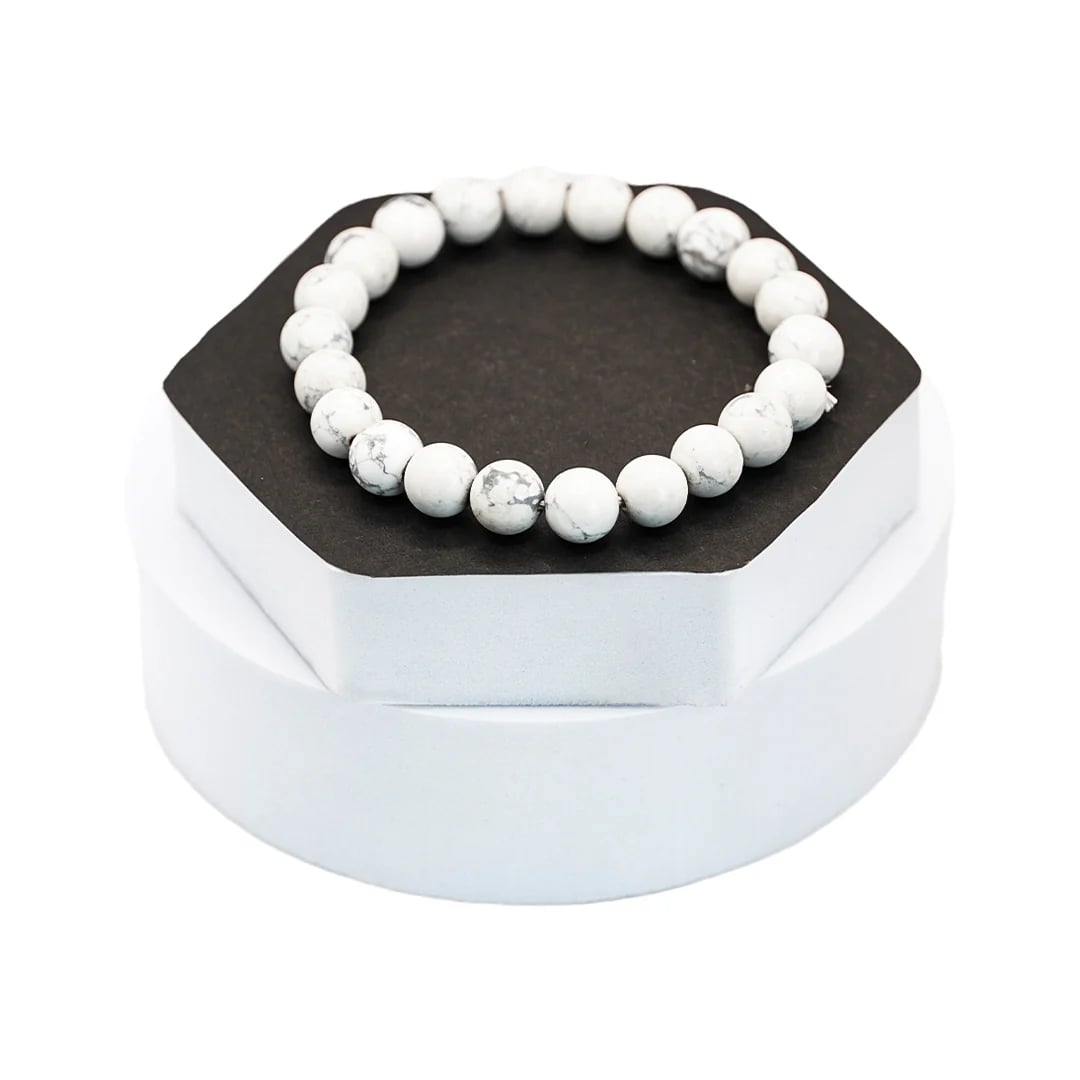 Howlite Bracelet: A Calming and Stylish Accessory