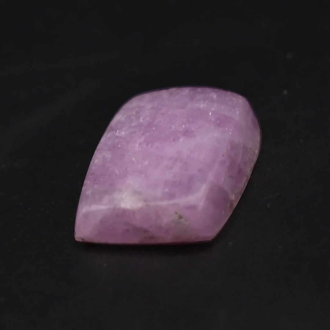 Kunzite 8.34 Ratti