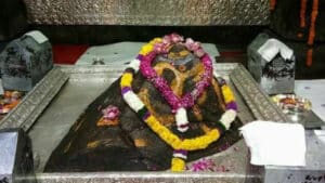 Kedarnath jyotirlinga inside