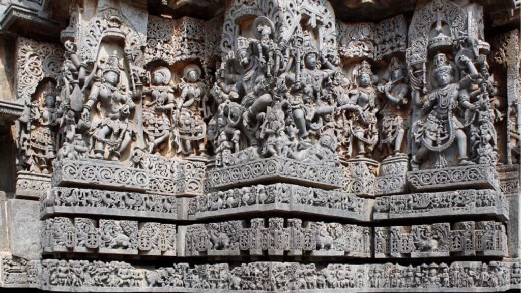 trimbakeshwar temple inside image