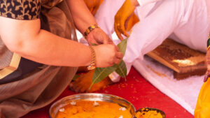  maharashtrian wedding (Halad Chadavane)